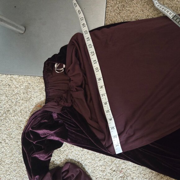 (Fits 6-12 best) Von Ronen(?) Velour Transformer Convertible Gown Raw Hem Purple - Picture 11 of 14